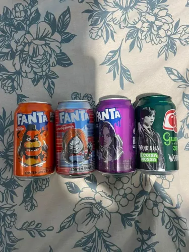Coleção de latas fanta e guarana Halloween 2025