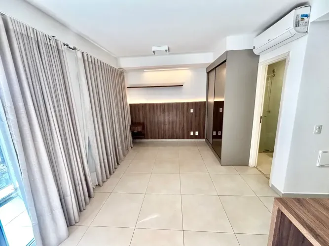 Studio 33m² no Duo JK | Armários, Ar, Sacada | Lazer Completo Av. JK