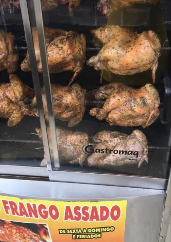 Máquina de assar frango 