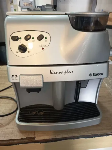 Cafeteira expresso Saeco 
