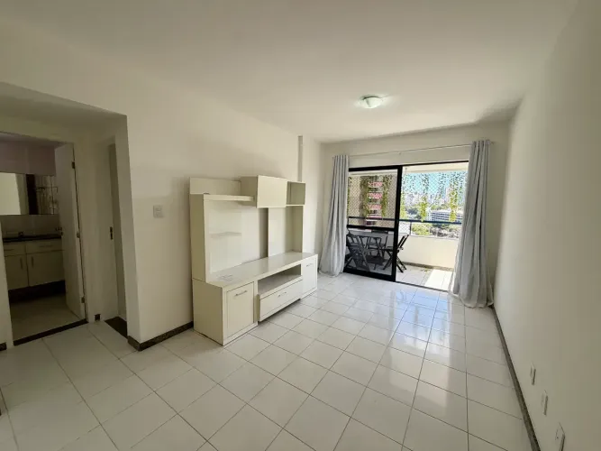 Imóvel para aluguel tem 60 metros quadrados com 1 quarto em Pituba - Salvador - BA