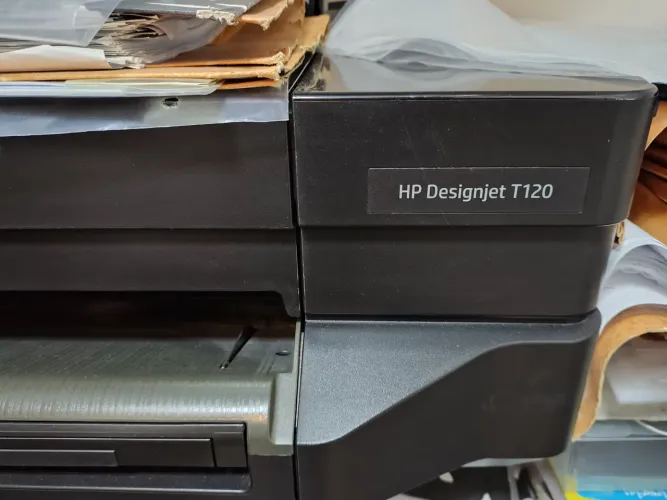 Plotter HP DesignJet T120 - Impressora de Grande Formato A1 / Wi-Fi