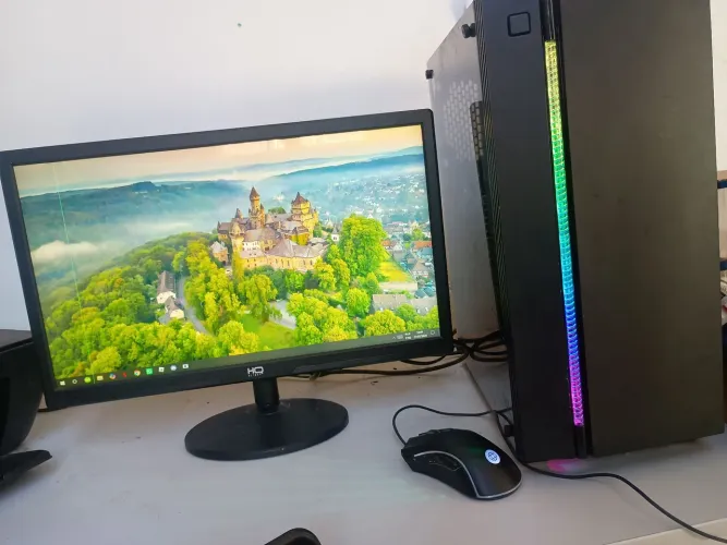 PC  Intel i7 com 16GB de RAM e SSD