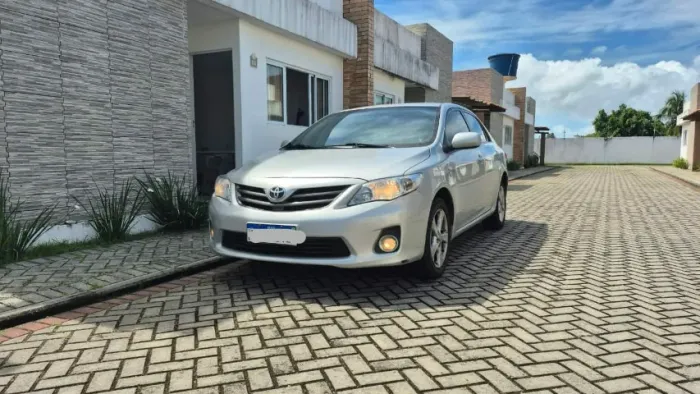 Toyota Corolla GLI 1.8 Flex 16V Mec. 2012