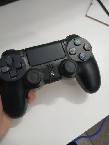 Controle de PS4 Primeira Linha Novo