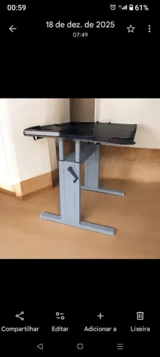 Mesa de computador e cadeira multiuso