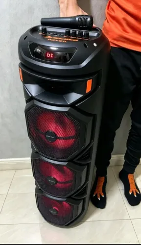 Caixa de som Bluetooth com rádio FM 1800w de Potência Amplificada PMPO