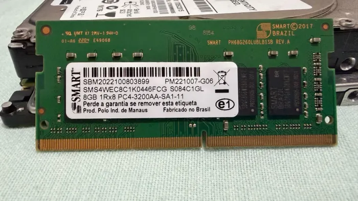 Vendo memória Smart 8g (SMS4WEC8C1K0446FCG)