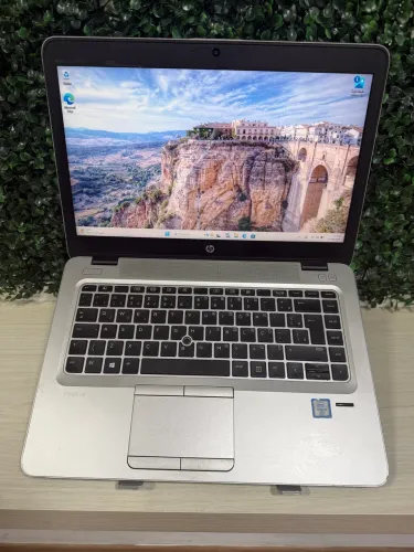 HP EliteBook 840 G3 | i5 6ª Geração | 8GB RAM | SSD 256GB | Teclado Retroiluminado