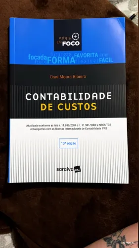 Vendo livro de Contabilidade de Custos
