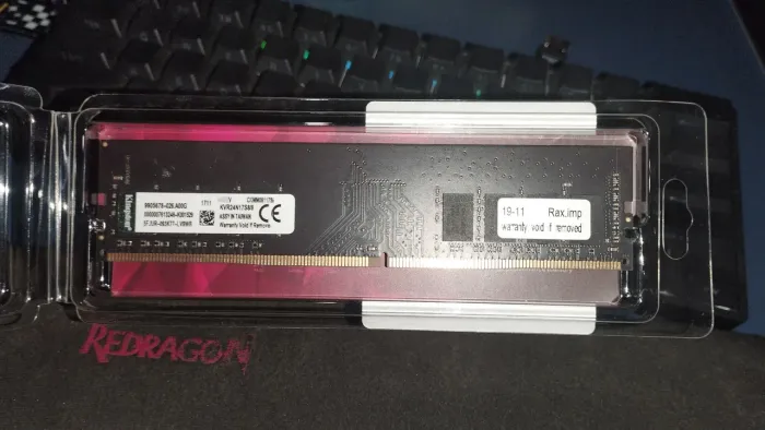 Memória 8GB DDR4 Kingston 2400Mhz