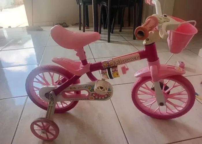 Vende -se bicicleta infantil