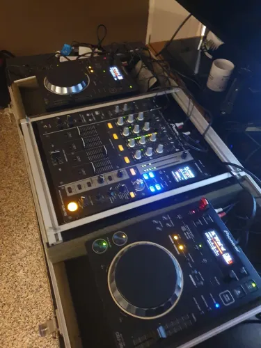 Mesa Equipamento Dj 2CDJ-350 + Djm750k - Pioneer - Case Profissional + Manuais + Cabos