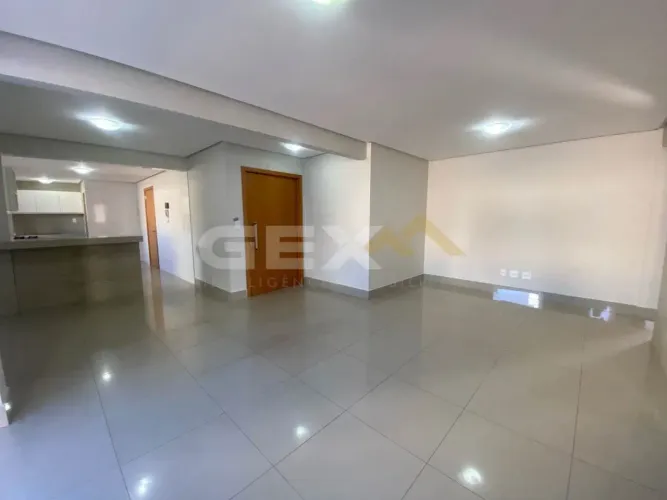 Apartamento à Venda com Área Privativa no Centro de Divinópolis MG.