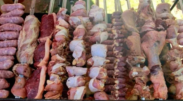 CHURRASQUEIRA , GARÇOM E BARMAN  Whats CONTATO -->(71)9-8_6_1_5 - 0_8_9_3
