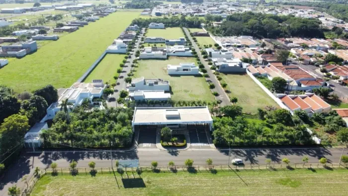 Terreno 287m2 no condomínio Ville Art em Birigui