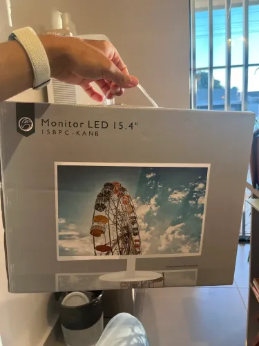 Monitor LED 15.4? Branco 