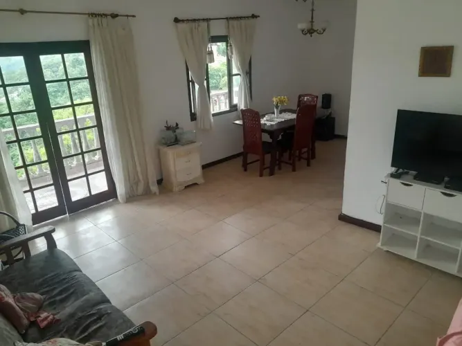 Sobrado para locação em Badú - Niterói - RJ