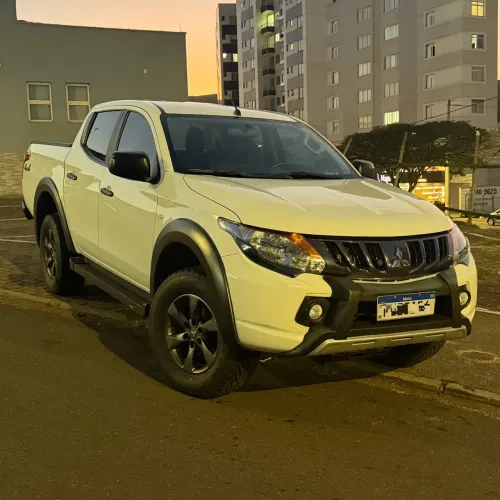 Mitsubishi L200 Triton Sport GLS 2.4 CD Diesel Aut. 2023