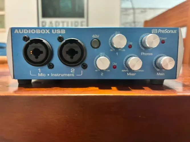 Interface de Áudio Presonus Audiobox USB 2 canais