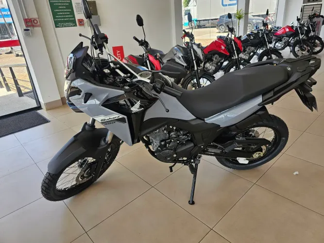 NOVA HONDA XRE300 SAHARA STANDARD 2027