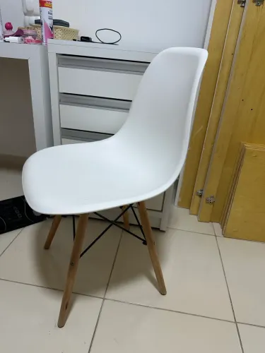 VENDO CADEIRA BRANCA