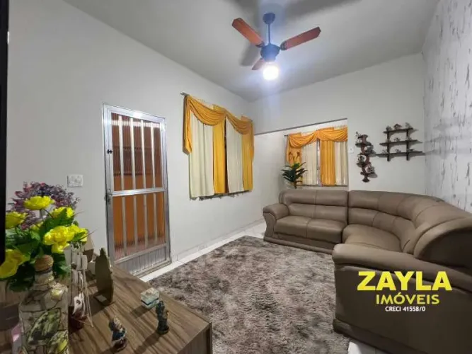 Excelente Oportunidade em Vila Kosmos ! Casa, Condomínio fechado, com 3 qts sendo um suíte