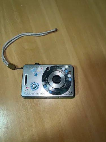 vendo câmera Sony Cyber Shot DSC-W55