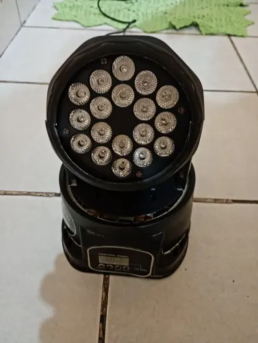 Iluminação para Festas e DJs