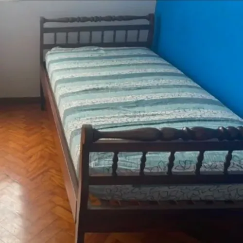 Cama de solteiro em Jacarandá - Antiguidade