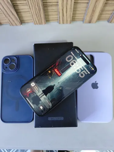 iPhone 15 91% bateria e 128Gb