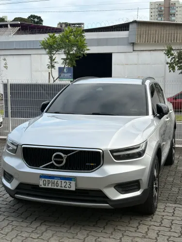 Volvo XC40 T-4 2.0 190cv FWD 2019