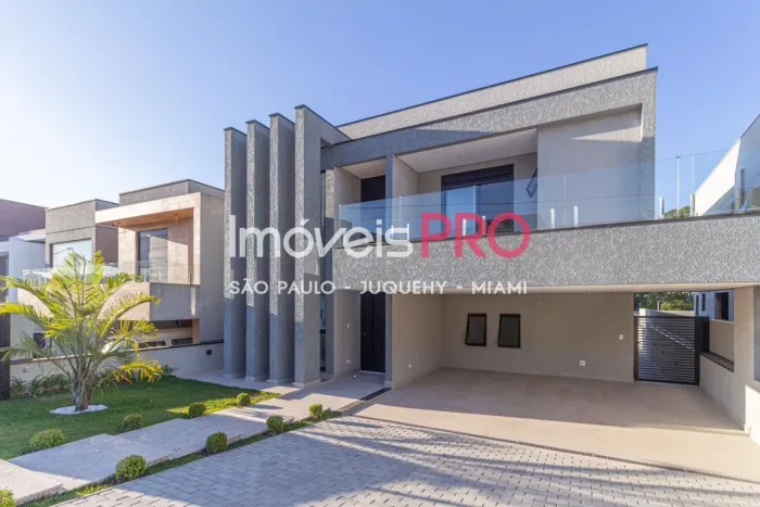 Casa Moderna à Venda - Condomínio São Paulo II - Granja Viana