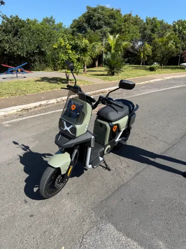 Yadea GFX6 verde (apenas 4 meses de uso) - com garantia de fábrica e estado de zero