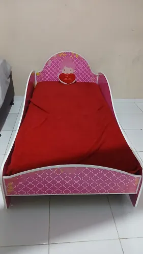 Cama infantil menina