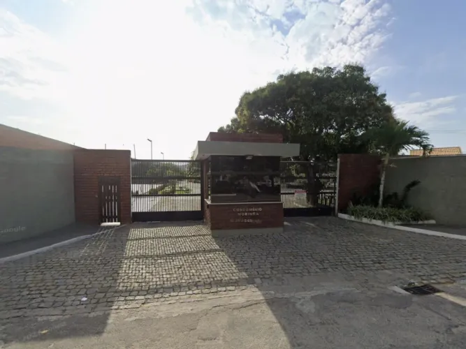 Casa, A.T.: 1.477m², A.C.: 670m², Cond. Moringa, Cabo Frio/RJ