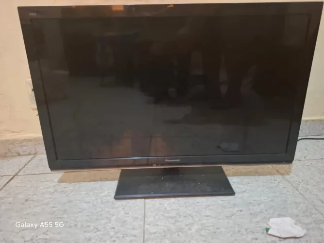 Vendo de TVs e monitor com defeito