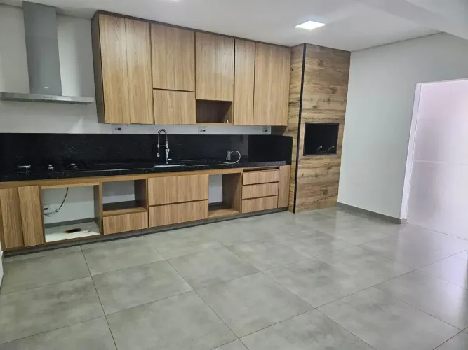 TÉRREA, 3 SUÍTE , Jardim Paulista px Jd Estoril - Bauru - SP