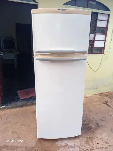 Geladeira frost free em Anápolis