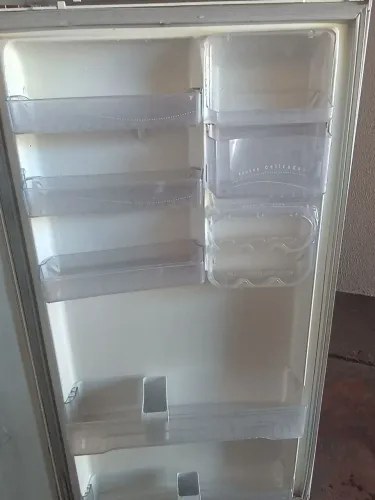 Geladeira 430 litros