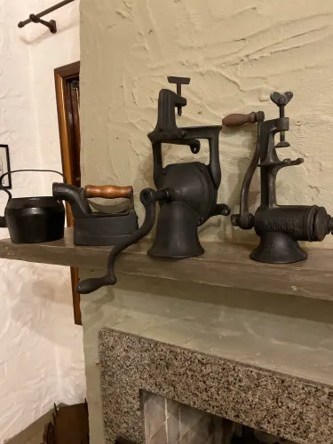 Peças antigas de ferro fundido