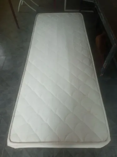 Base de cama para solteiro 