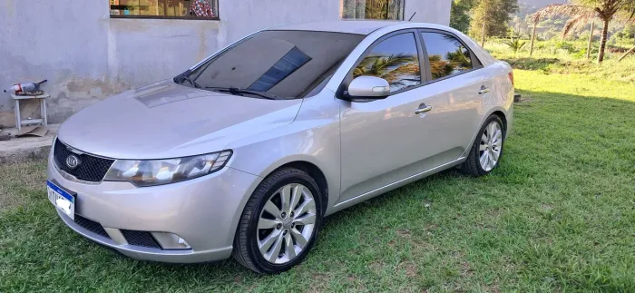 Kia Motors Cerato 1.6 16V Mec. 2011