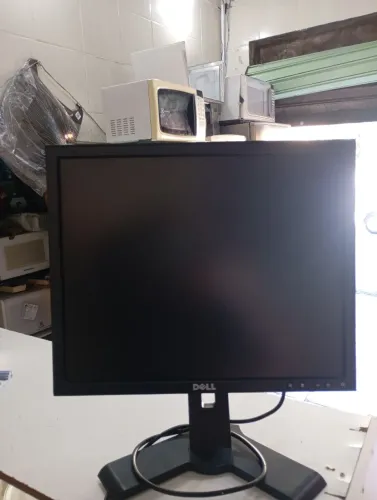 Monitor Dell 17 bairro horto