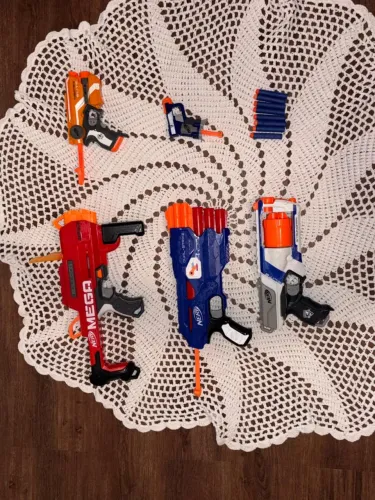 Kit 4 Nerf muito bem preservadas