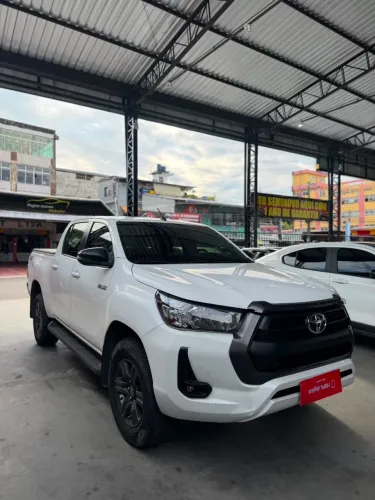 Toyota Hilux CD SR 4X4 2.8 TDI Diesel Aut. 2022