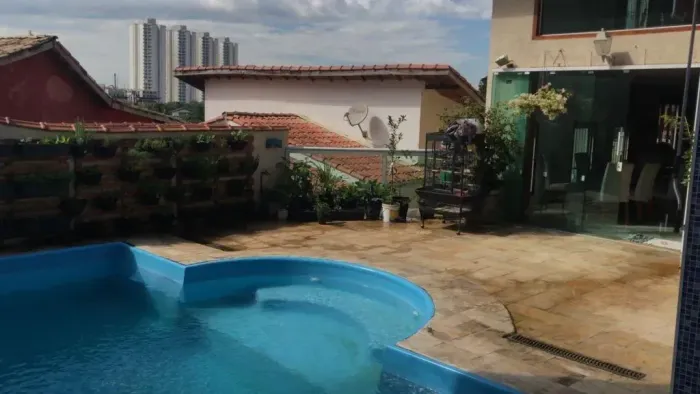 Pq Monte Alegre - Sobrado - 05 dormitórios - 05 suítes - piscina - 05 vagas