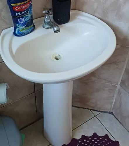 Pia de banheiro e Tanque para lavanderia