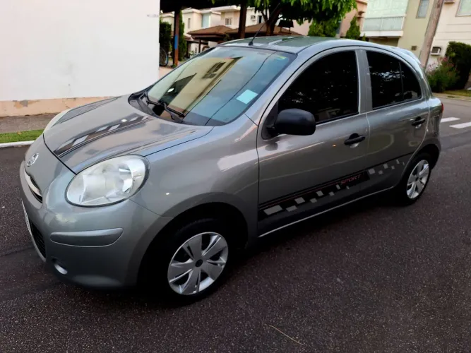 Nissan March 1.0 16V Flex Fuel 5P 2014