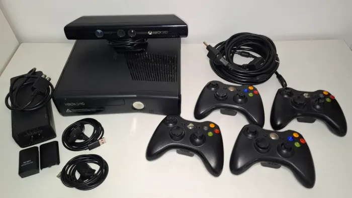 Xbox 360 slim - 2012
